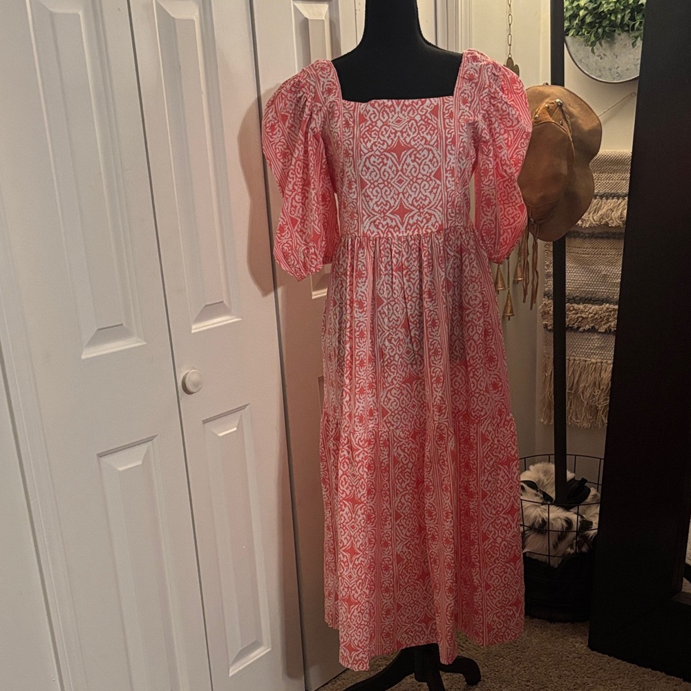 Chic Coral Puff Sleeve Maxi Dress